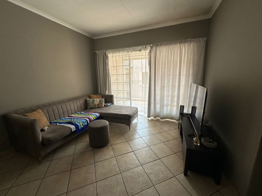 2 Bedroom Property for Sale in Waterval East North West
